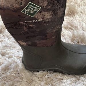 The original Muck Boot Company men’s size 11